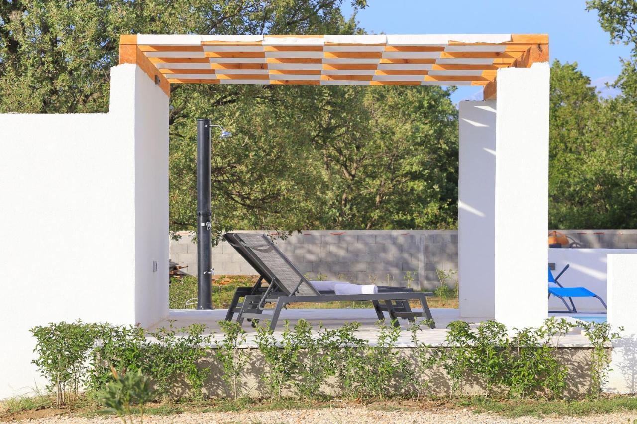 Holidayhouse Alirio With Heated Pool. Vrsi Exteriör bild